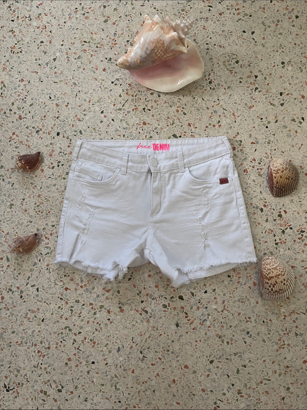 7 For All Mankind White Short Size 4 Stretch